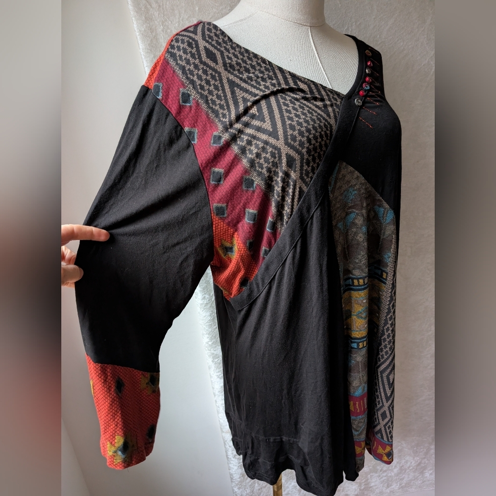 Paisley Grace Rayon Artist Boho Long Sleeve Tunic Top Wearable Art - Picture 2 of 5